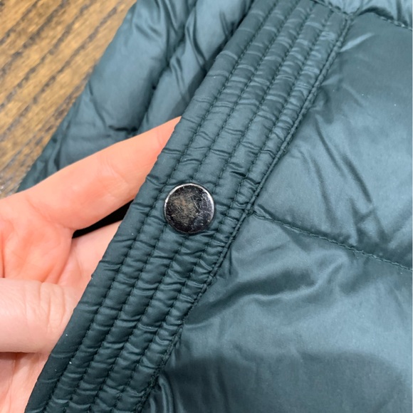 Like New Bernardo Women’s Long Down Jacket Dark Green Size XS Packable - Picture 9 of 12